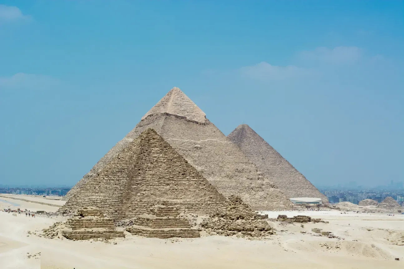 Giza Pyramids & Sphinx Half-Day Tour — view 4