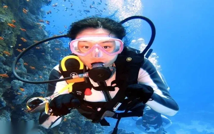 PADI Scuba Diver — view 3