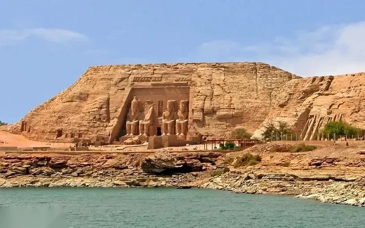 رحلة يومية خاصة إلى أبو سمبل — view 2