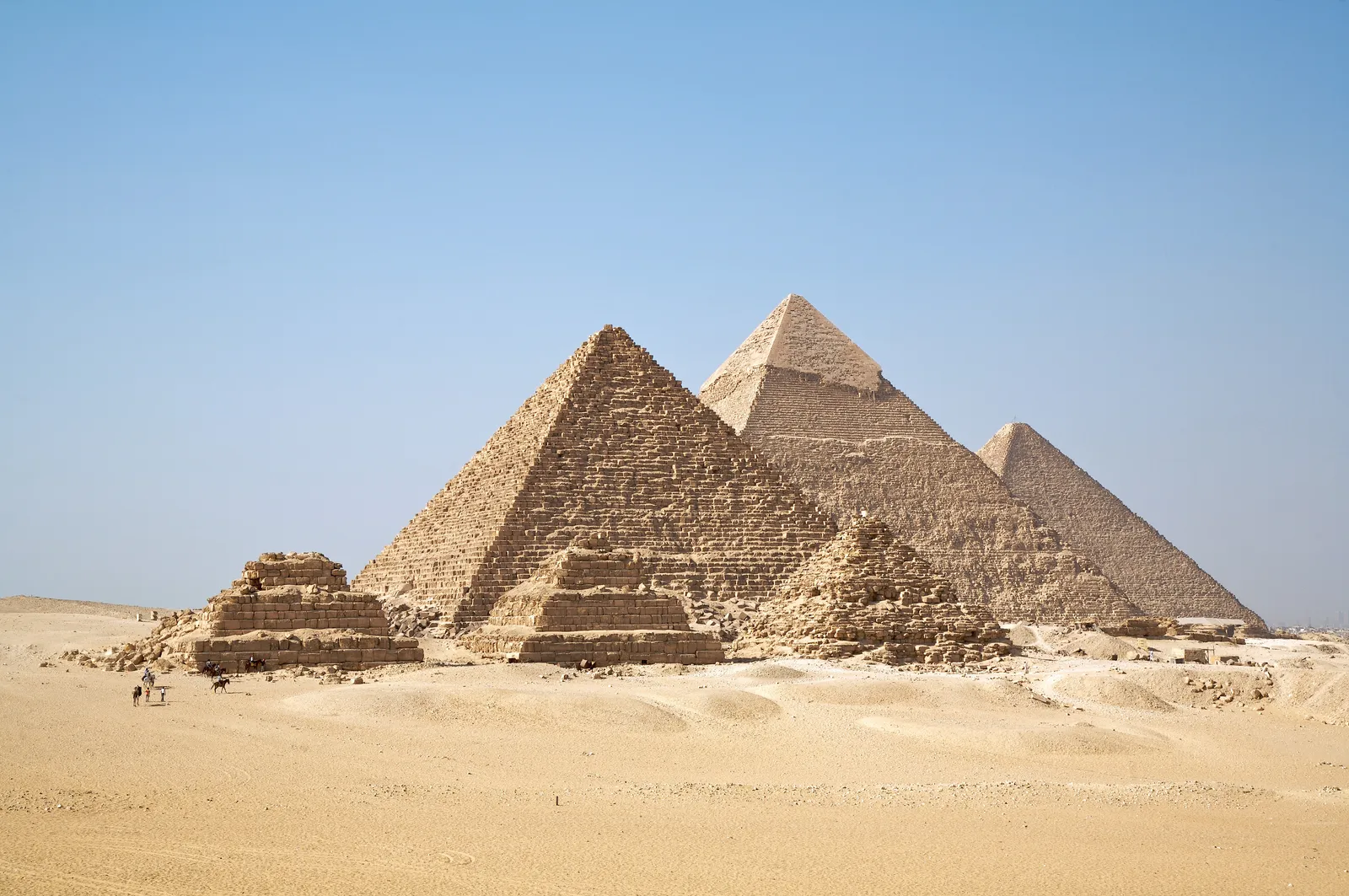 Private Cairo & Giza Pyramids Day Trip by Plane